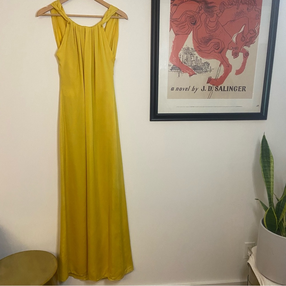 How To Lose a Guy in Ten Days DRESS!! Boss Hugo Boss Yellow Silk Gown. Size 6.